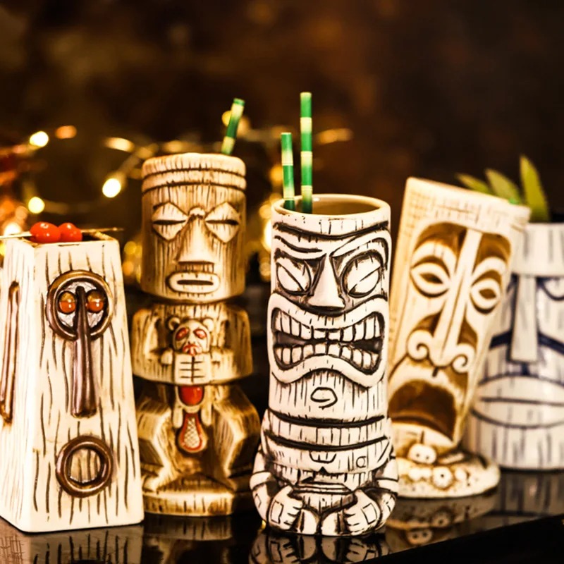 Wine With Beer Cocktail - Kreatywny ceramiczny kubek Szaman Totem Twarz