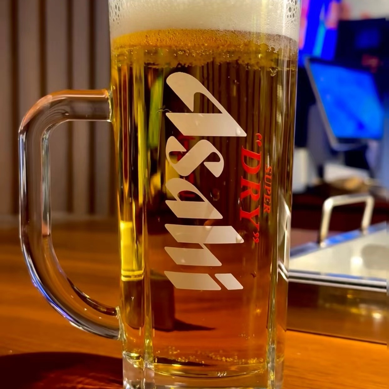 Gruby kielich do piwa Asahi z  – Craft Beer & Wine U- recenzja i cena