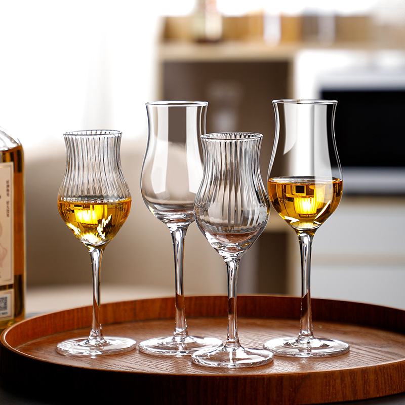 Wysoki kieliszek do kawy z kry – Wine Beer Foot recenzja i cena